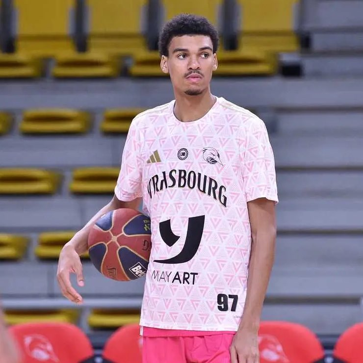 开云体育官网-马刺打造兄弟篮球？文班亚马弟弟20分8板4断 今年有资格参加选秀